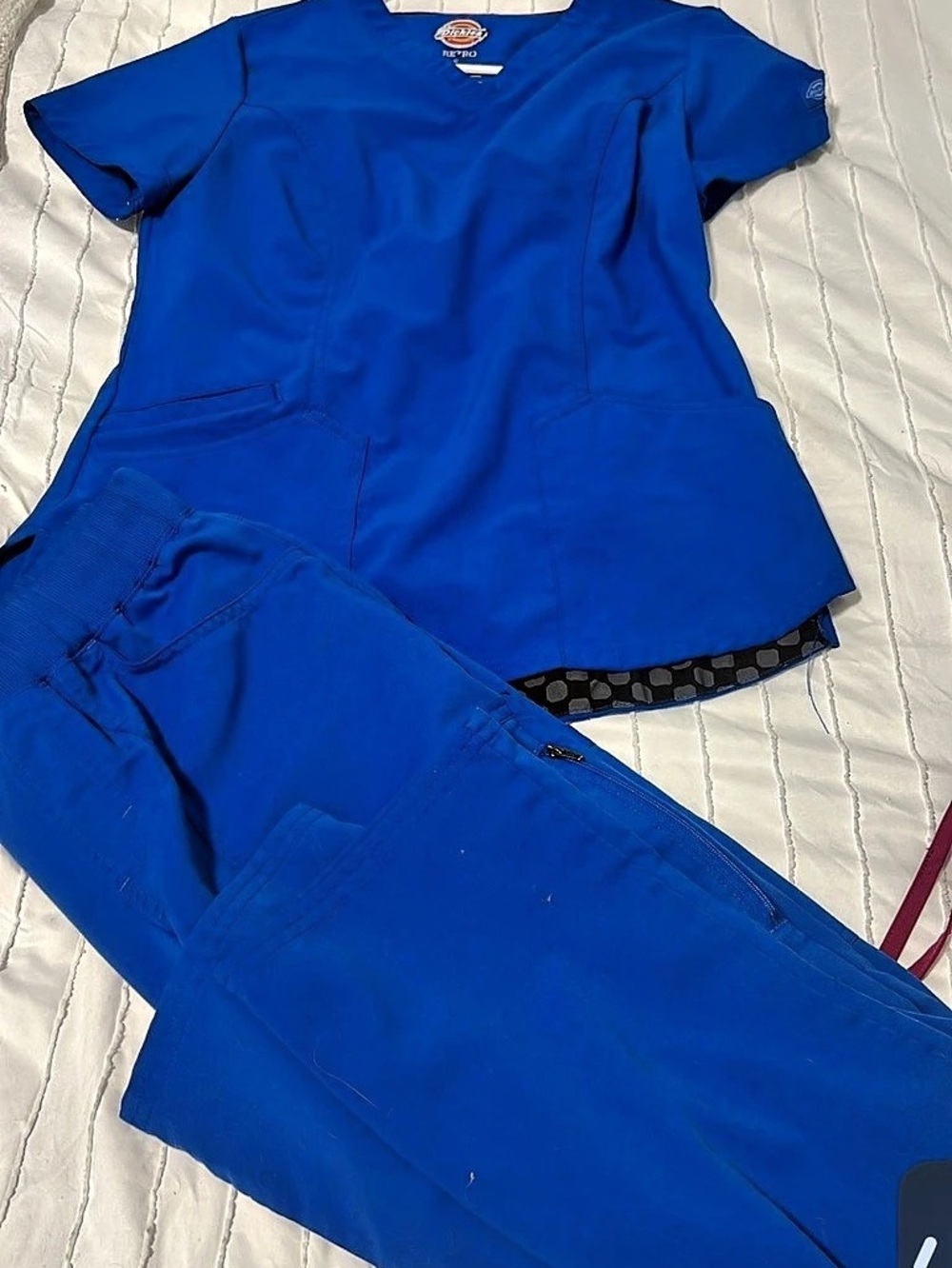Bundle Scrub Set in Blue & Pink Size Medium